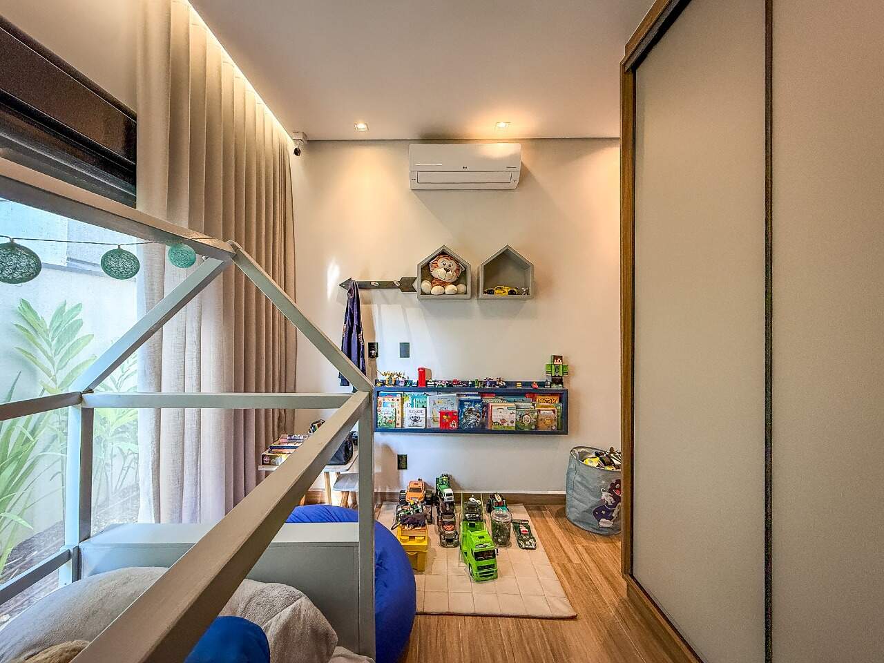 Casa em Condomínio à venda em Indaiatuba - Jardim Vila Paradiso por 4.200.000,00: