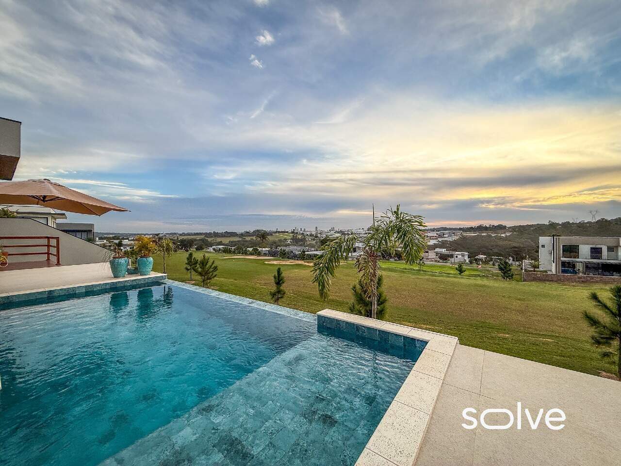 Casa em Condomínio à venda em Indaiatuba - Jardins do Golfe por 4.720.000,00: 