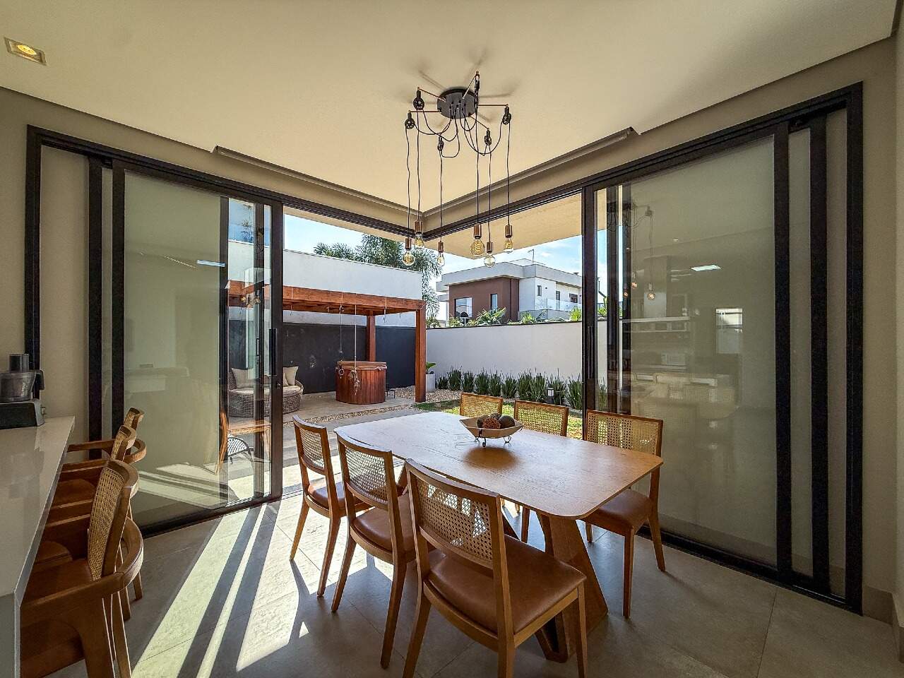 Casa em Condomínio à venda em Indaiatuba - Jardim Residencial Dona Maria José por 2.599.000,00: 