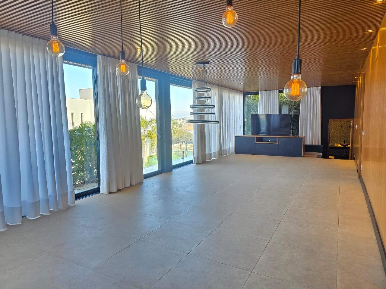 Casa em Condomínio para aluguel em Indaiatuba - Jardim Residencial Dona Maria José por 15.000,00: 