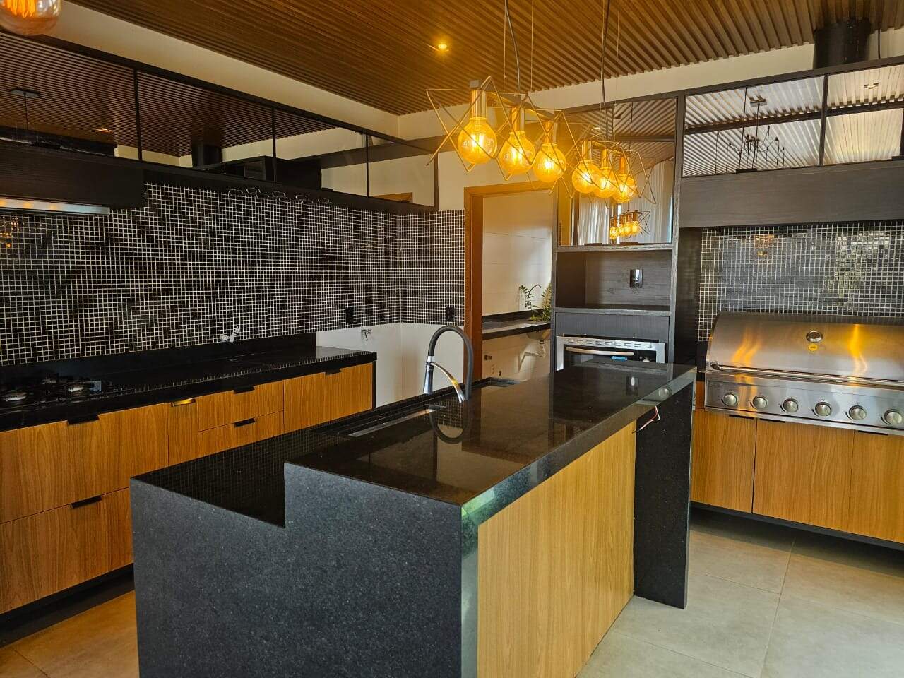 Casa em Condomínio para aluguel em Indaiatuba - Jardim Residencial Dona Maria José por 15.000,00: 