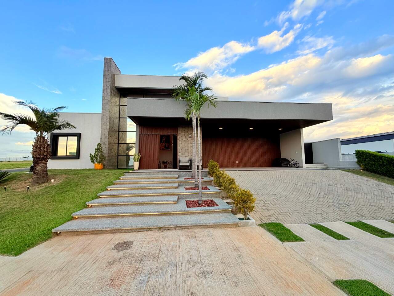 Casa em Condomínio para aluguel em Indaiatuba - Reserva Petrus por 37.000,00: 