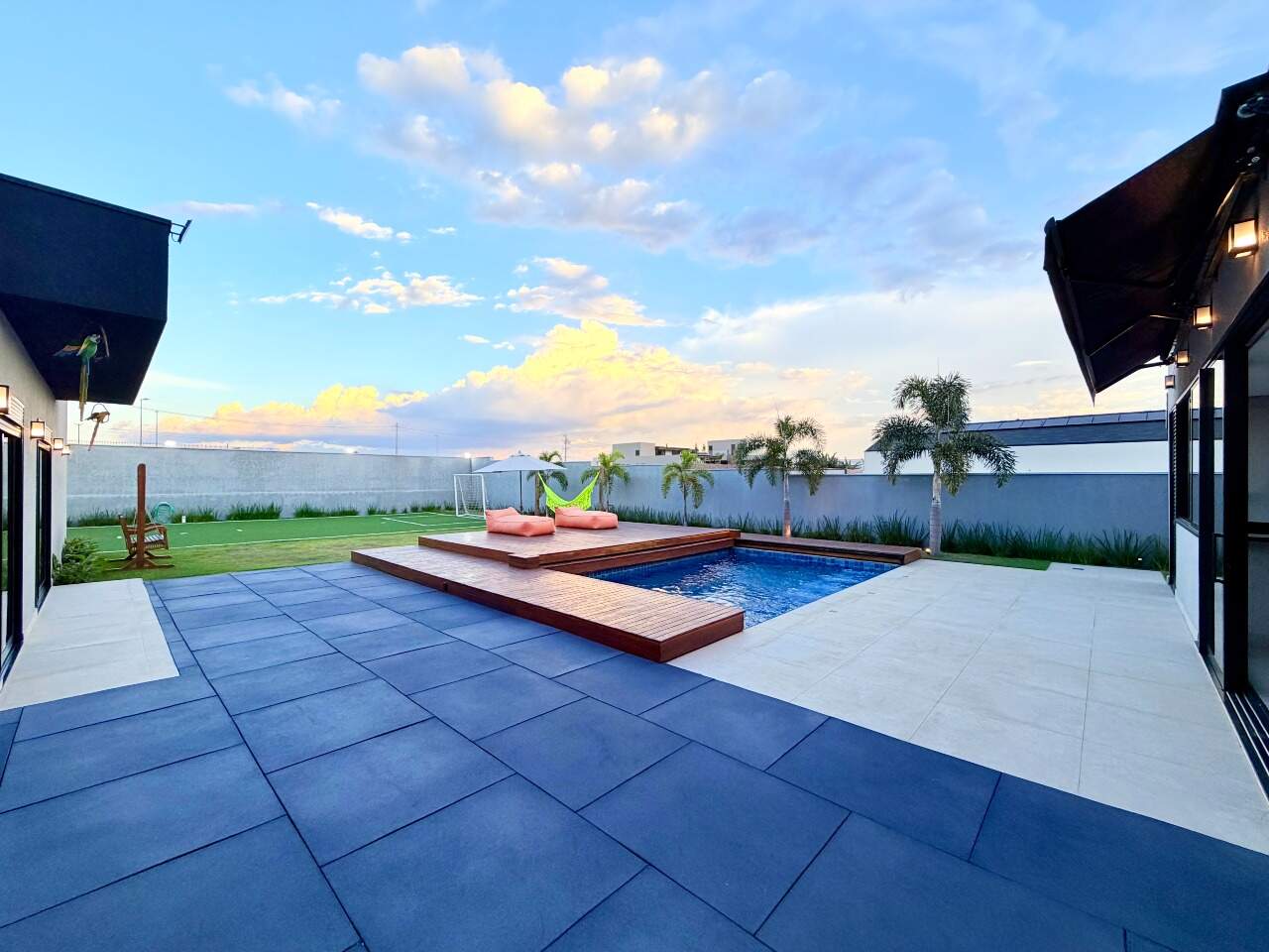 Casa em Condomínio para aluguel em Indaiatuba - Reserva Petrus por 37.000,00: