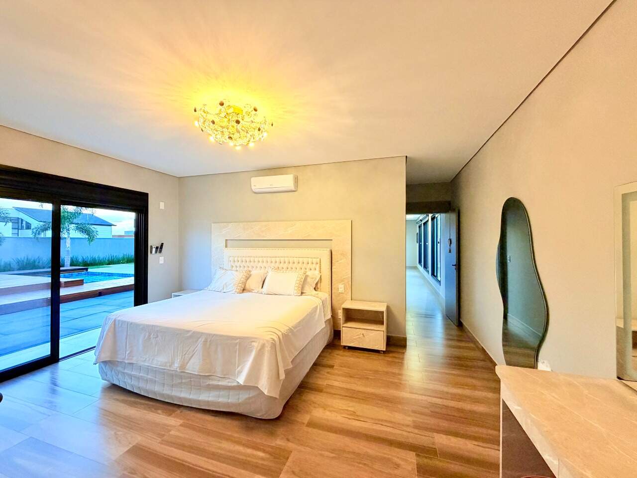 Casa em Condomínio para aluguel em Indaiatuba - Reserva Petrus por 37.000,00: