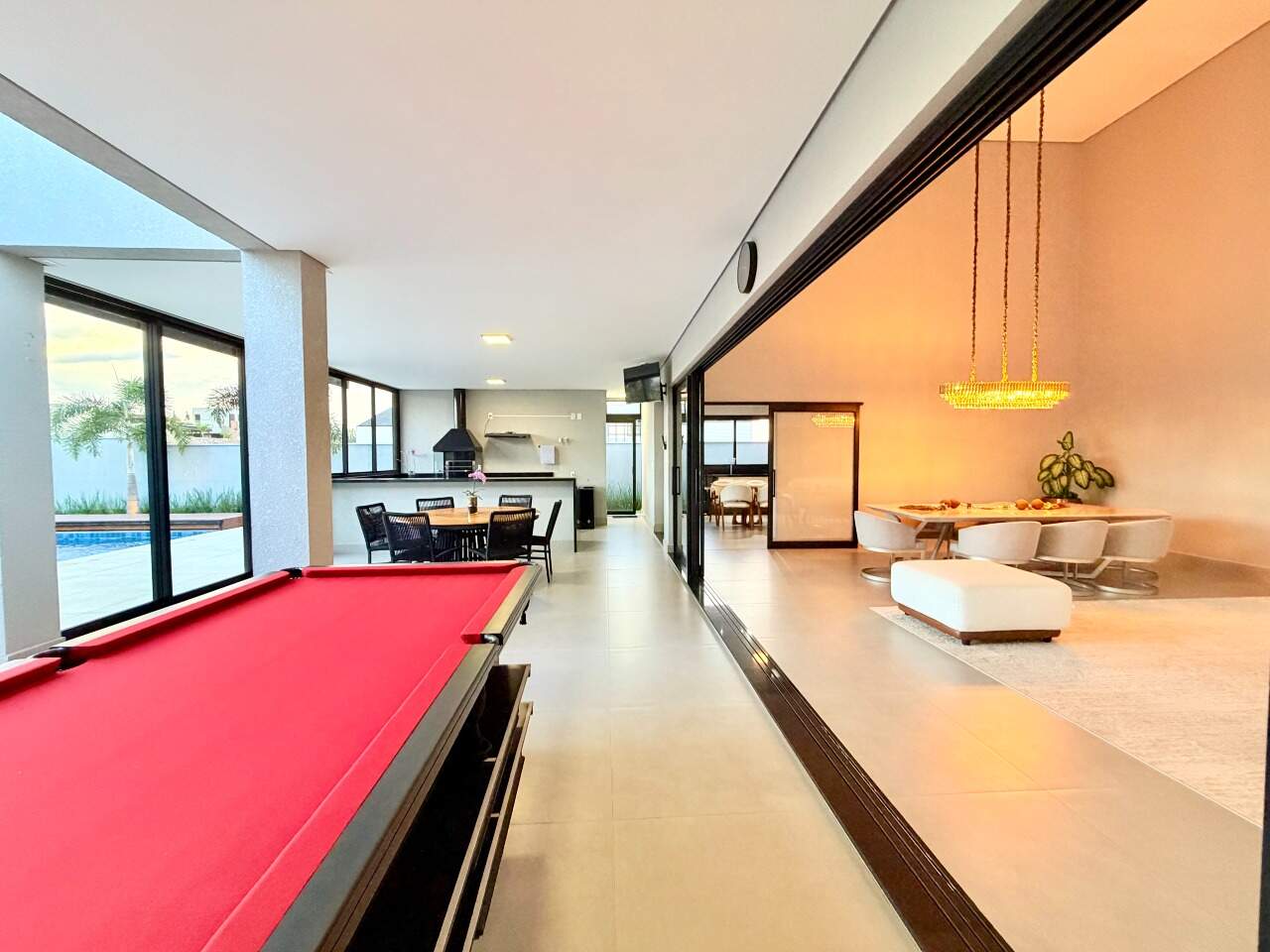 Casa em Condomínio para aluguel em Indaiatuba - Reserva Petrus por 37.000,00: