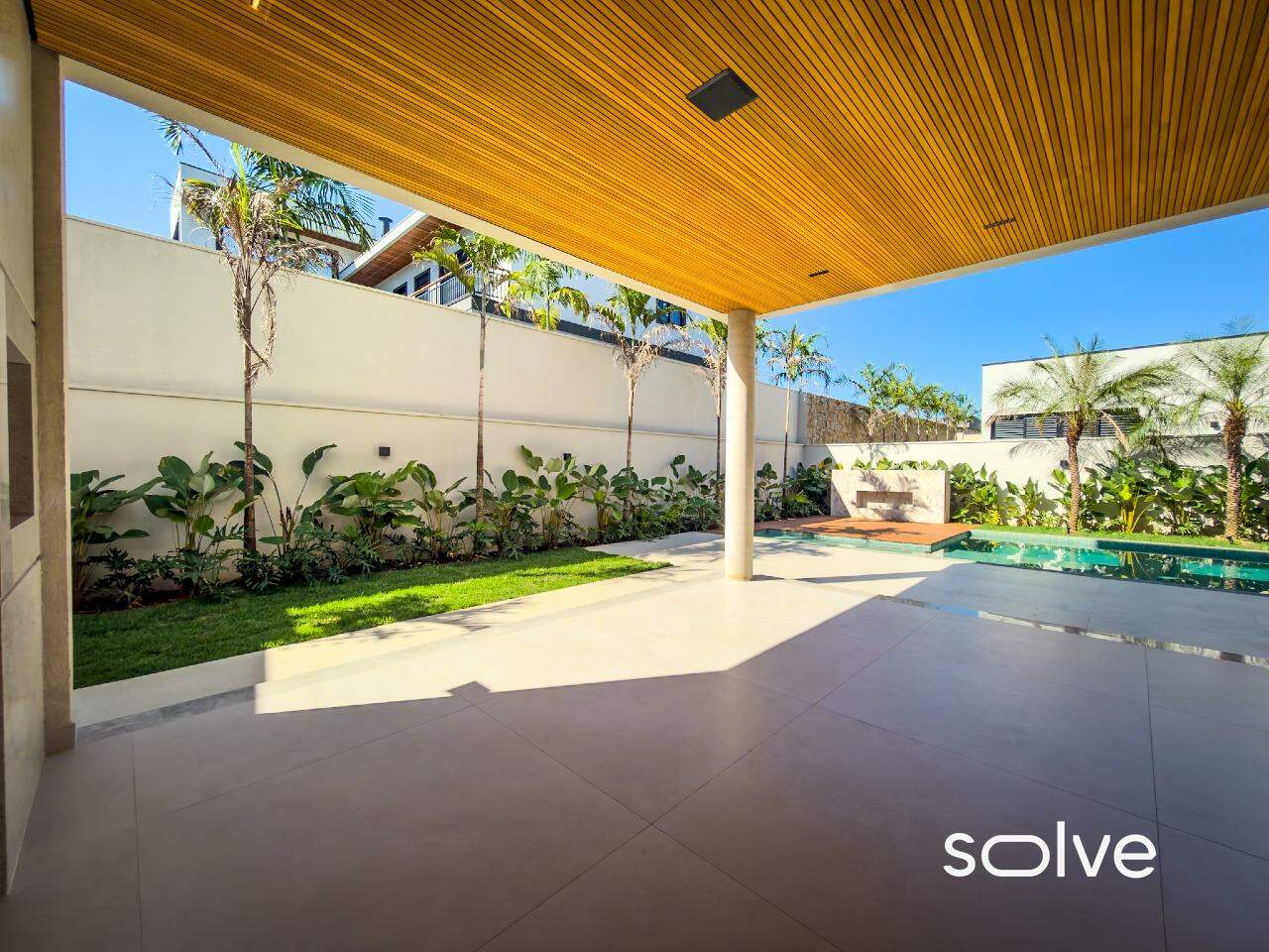 Casa em Condomínio à venda em Indaiatuba - Villa dos Pinheiros por 5.490.000,00: