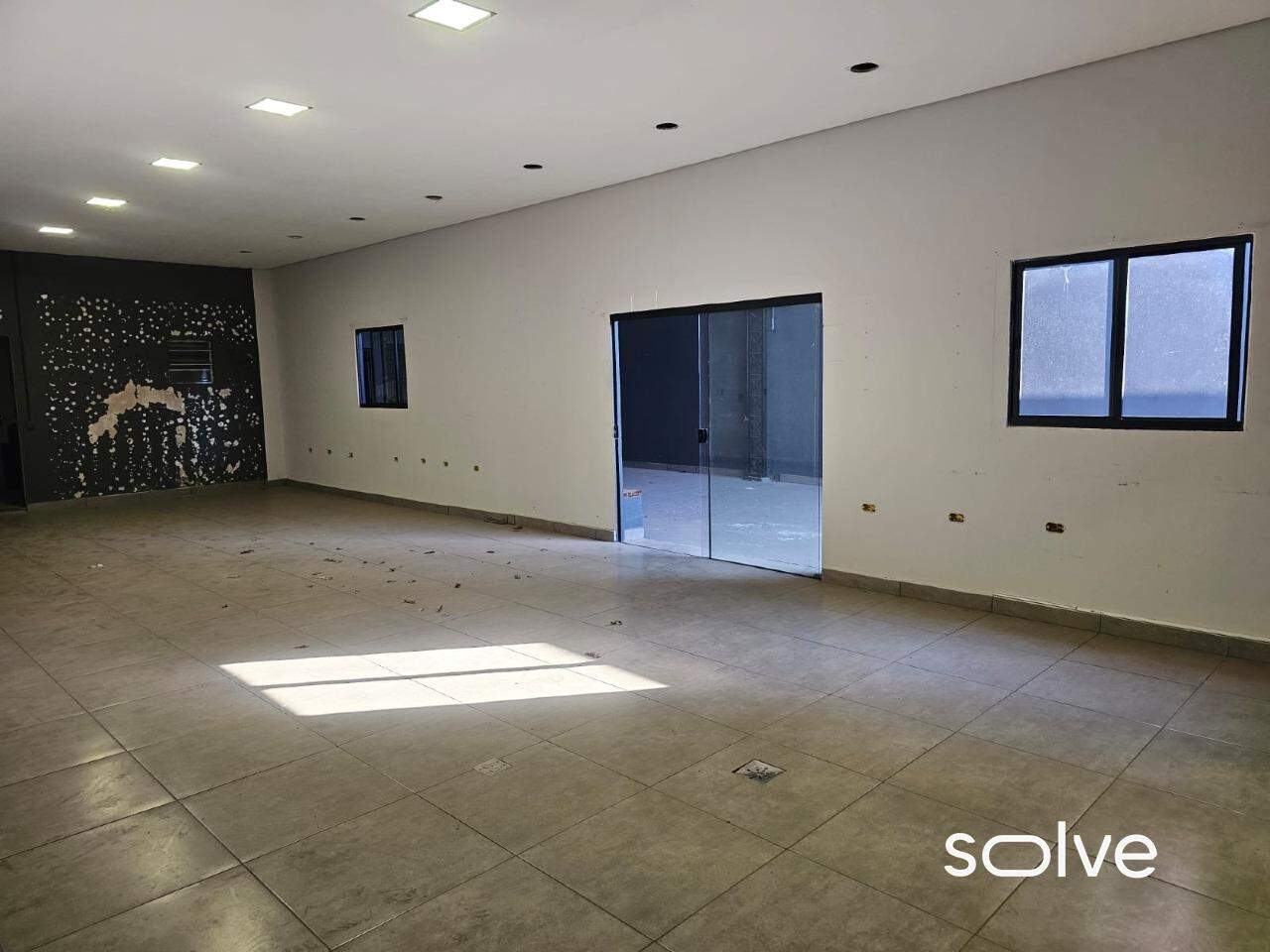 Salão para aluguel em Indaiatuba - por 10.000,00: