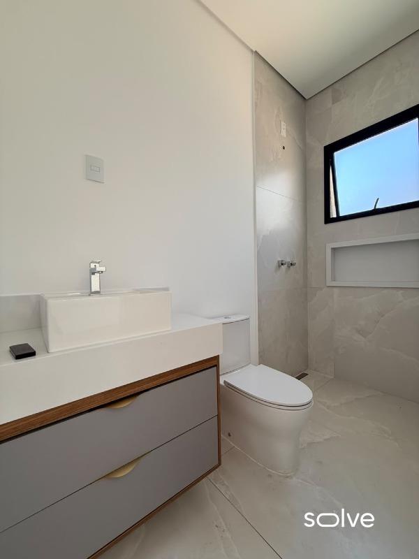 Casa em Condomínio à venda em Indaiatuba - Jardim Piemonte por 1.790.000,00: