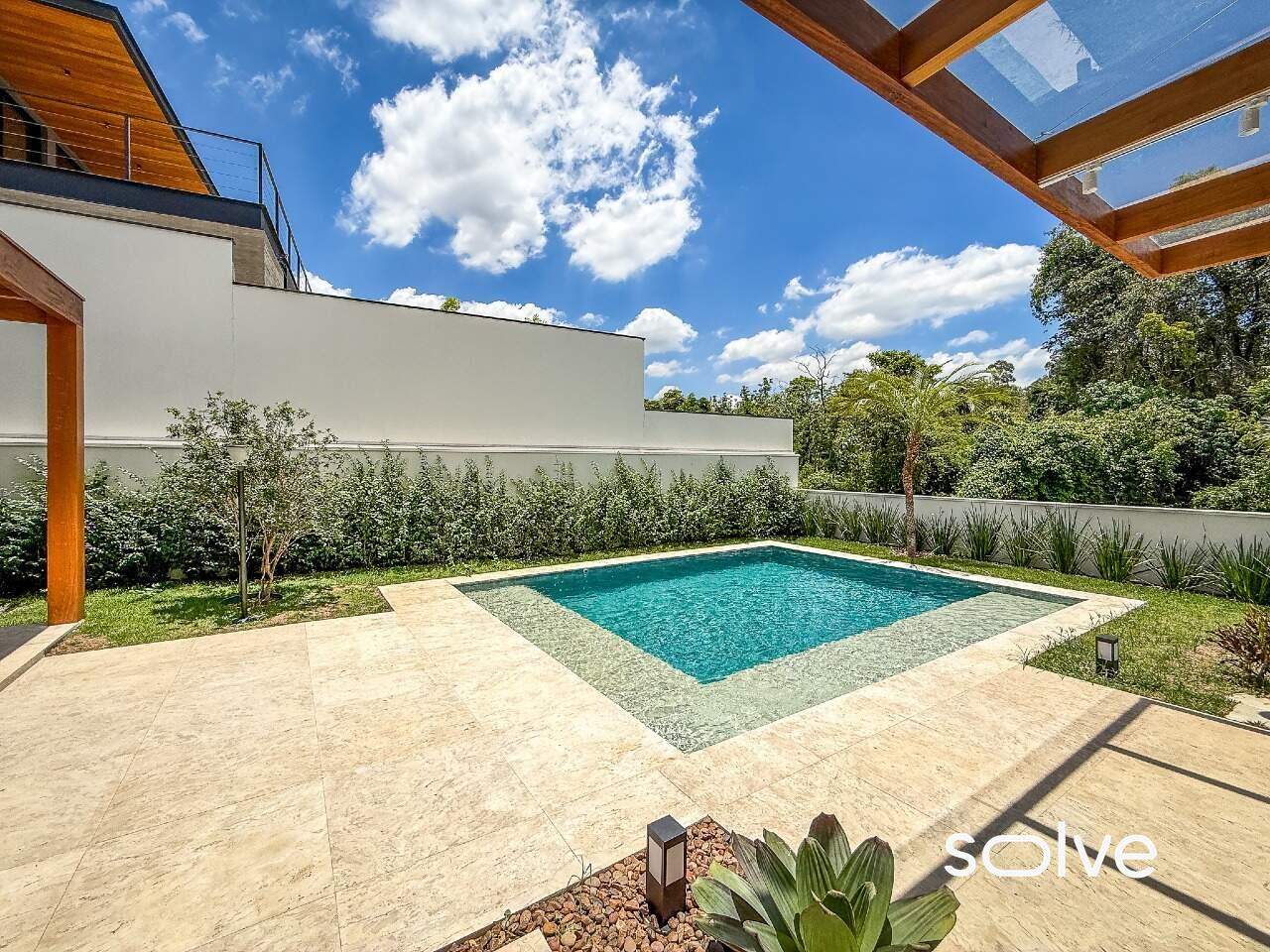 Casa em Condomínio para aluguel em Indaiatuba - Villa dos Pinheiros por 40.000,00:
