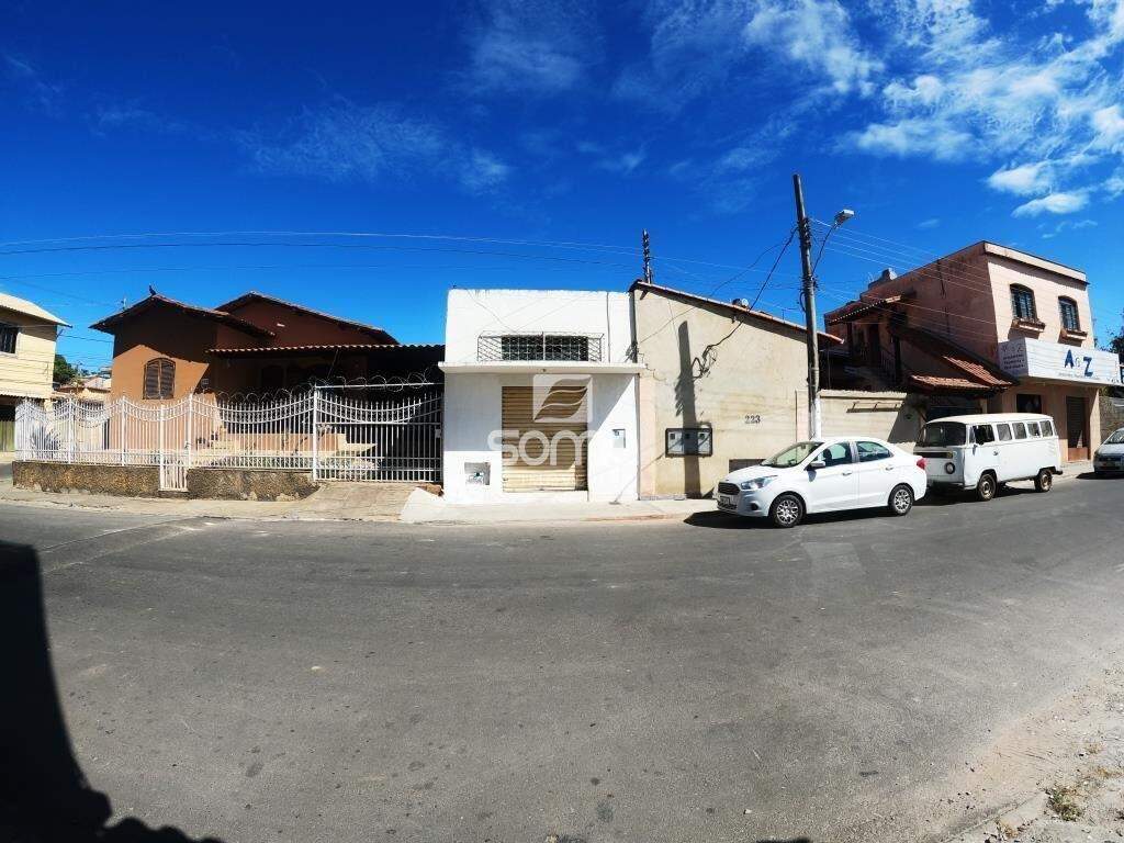 Loja para aluguel no Célvia: 