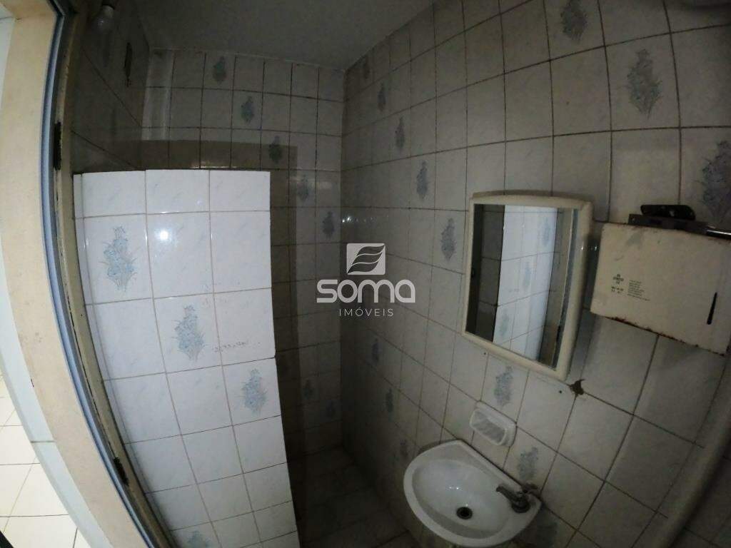 Loja para aluguel no Centro: 