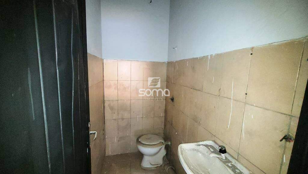 Loja para aluguel no Centro: 