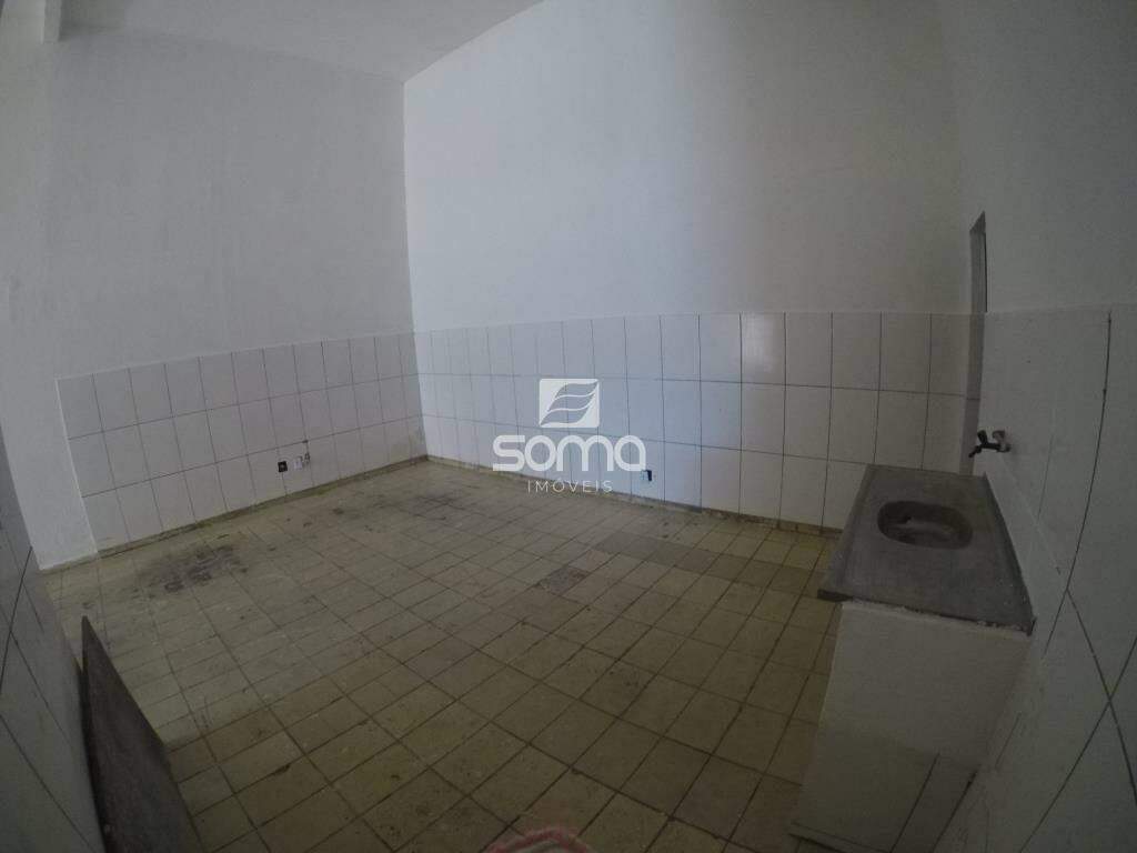 Loja para aluguel no Centro: 
