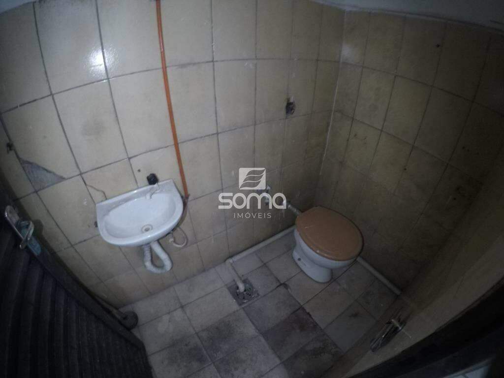 Loja para aluguel no Centro: 