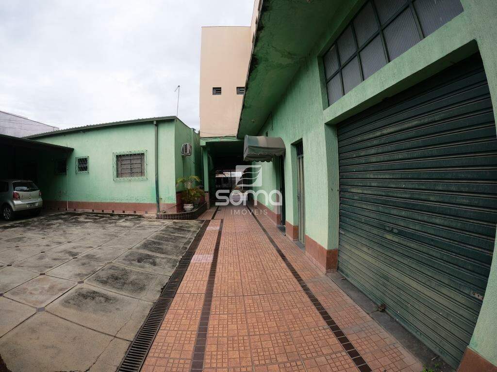 Loja para aluguel no Centro: 