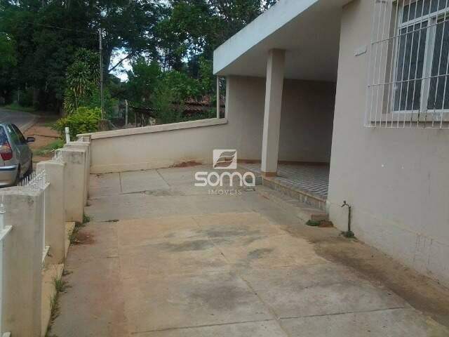 Casa à venda no Lapinha: 