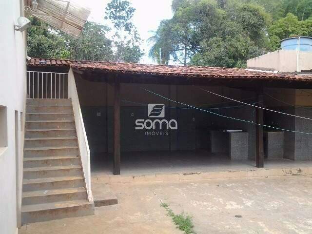 Casa à venda no Lapinha: 