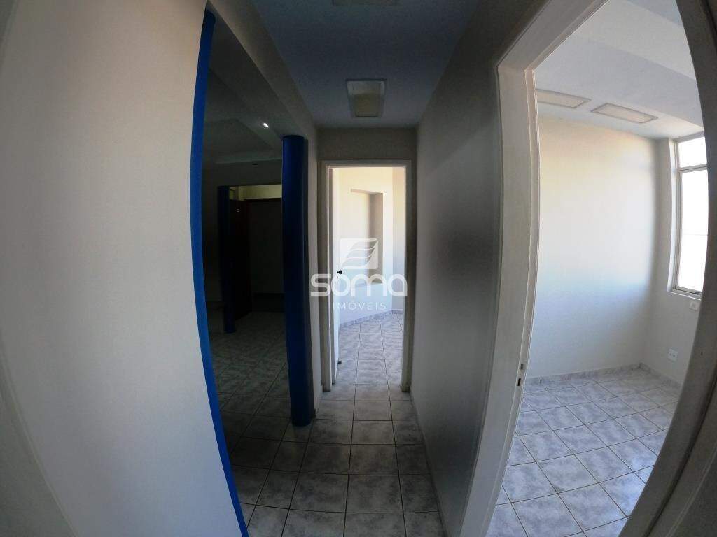 Sala para aluguel no Centro: