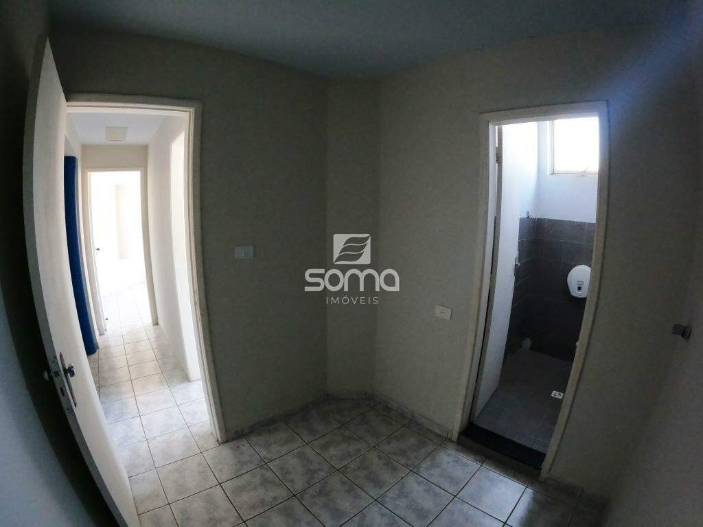Sala para aluguel no Centro:
