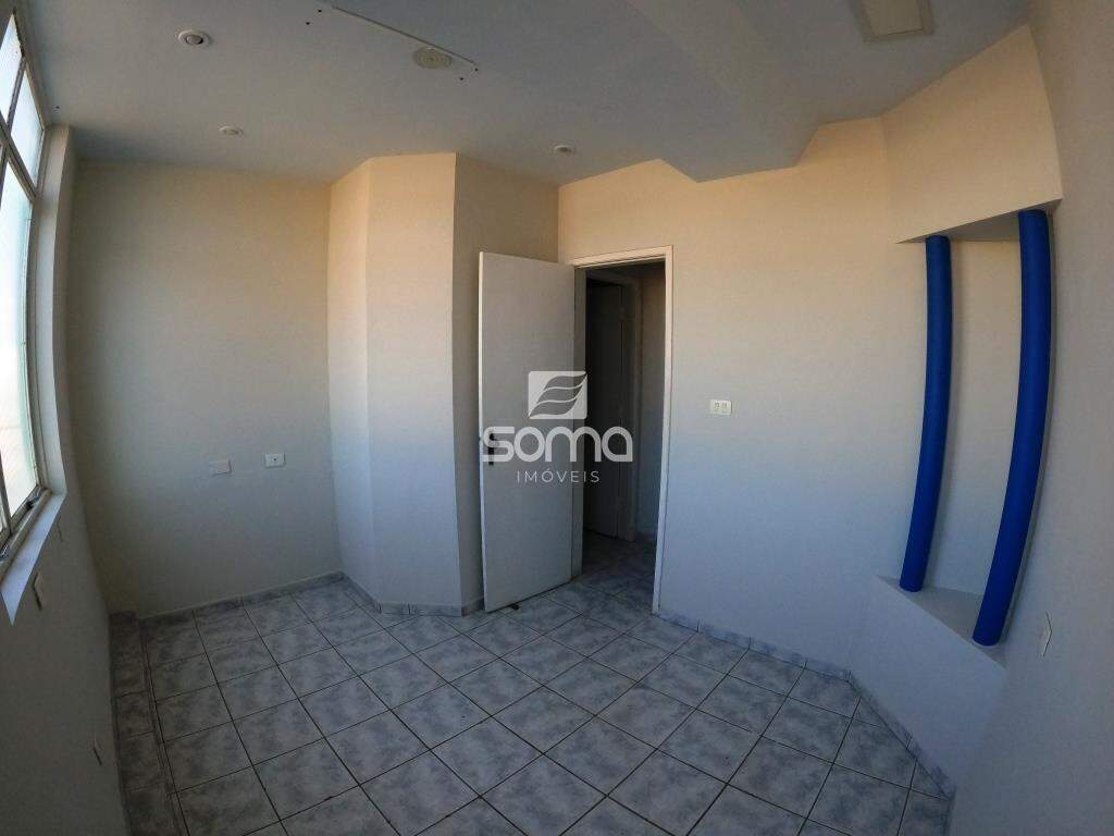 Sala para aluguel no Centro: