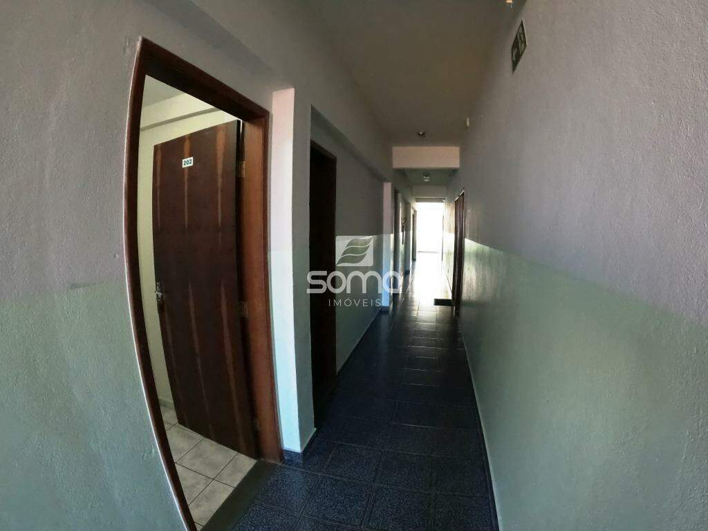 Sala para aluguel no Centro: