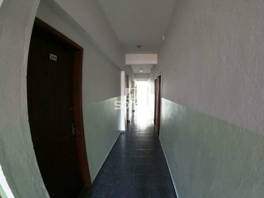 Sala para aluguel no Centro: