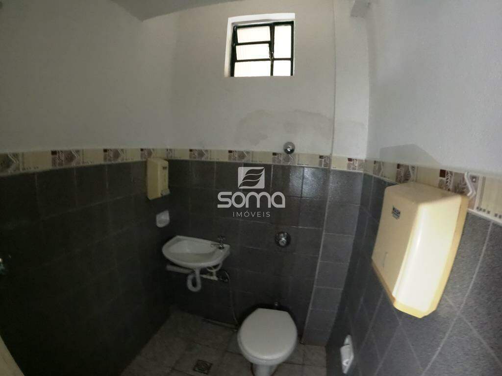 Sala para aluguel no Centro: