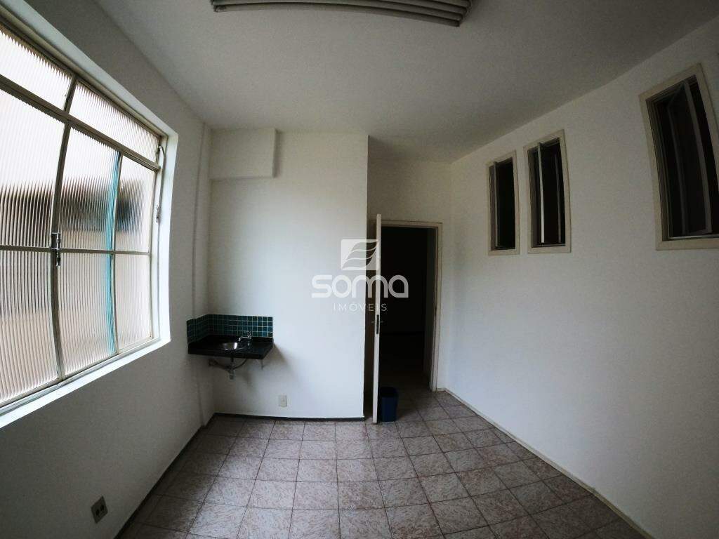 Sala para aluguel no Centro: