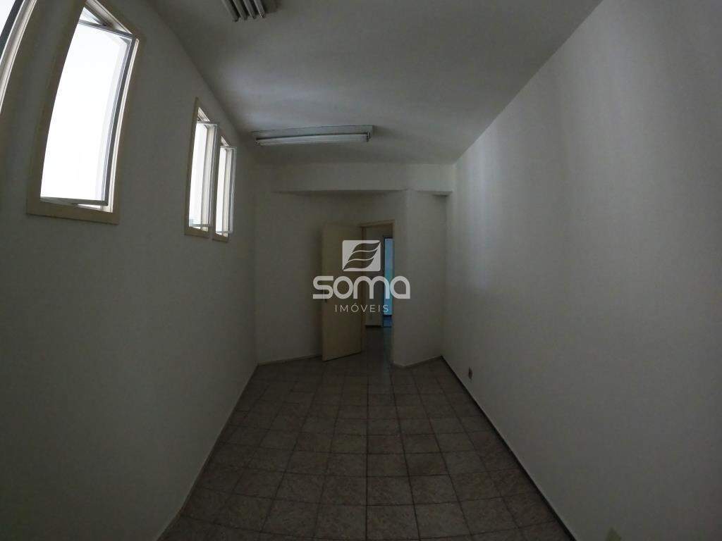 Sala para aluguel no Centro: