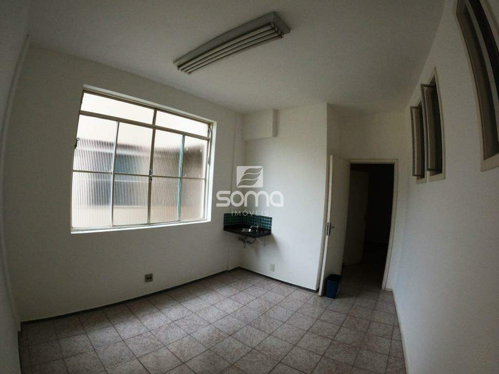Sala para aluguel no Centro: