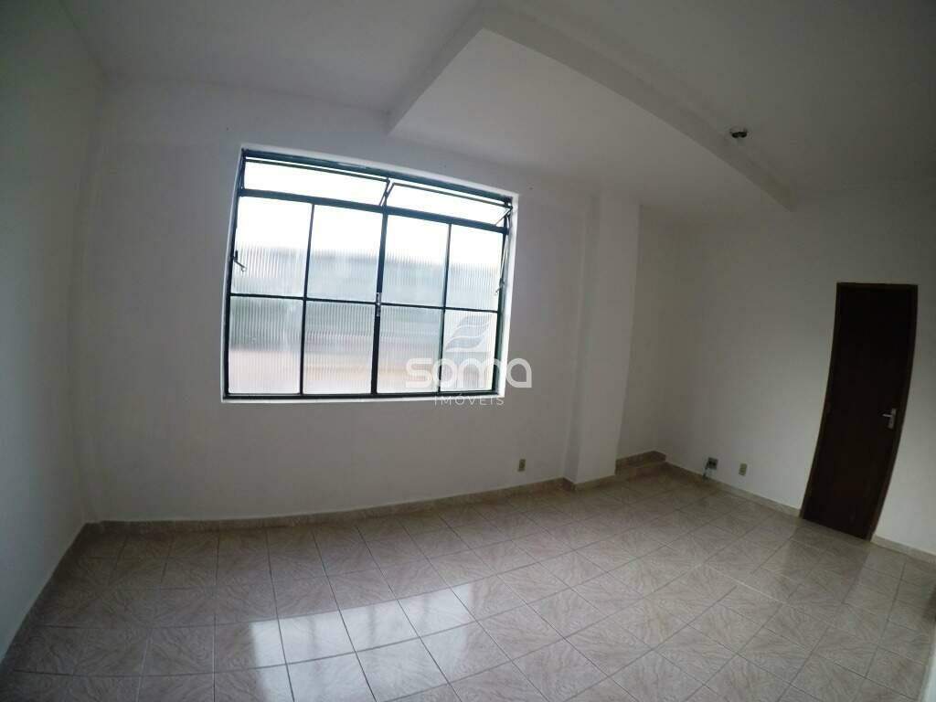 Sala para aluguel no Centro: 