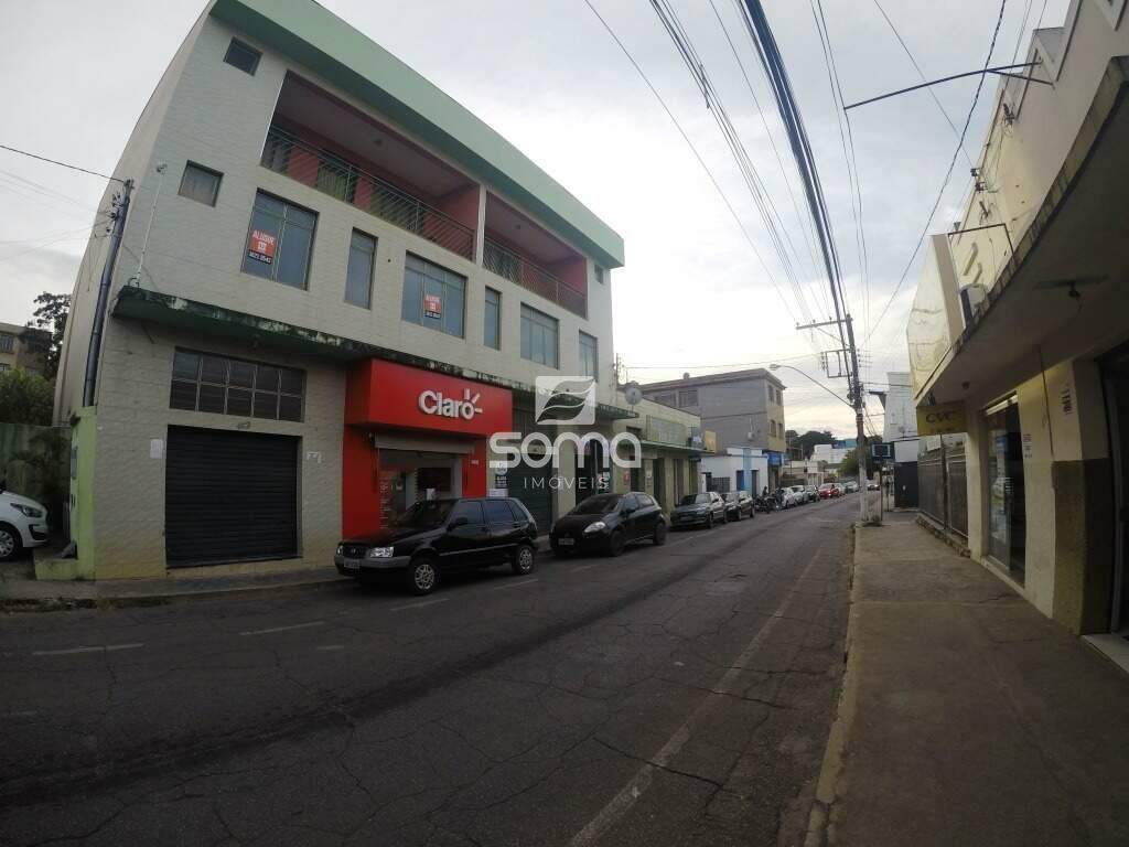 Sala para aluguel no Centro: 