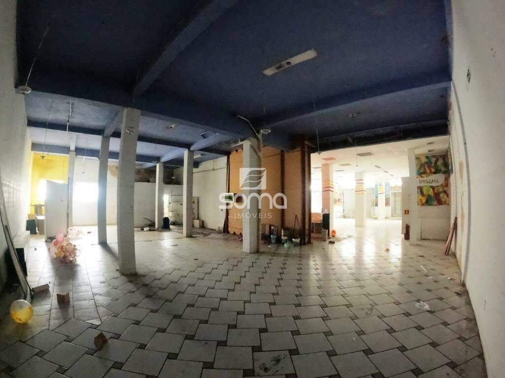 Loja para aluguel no Centro: 