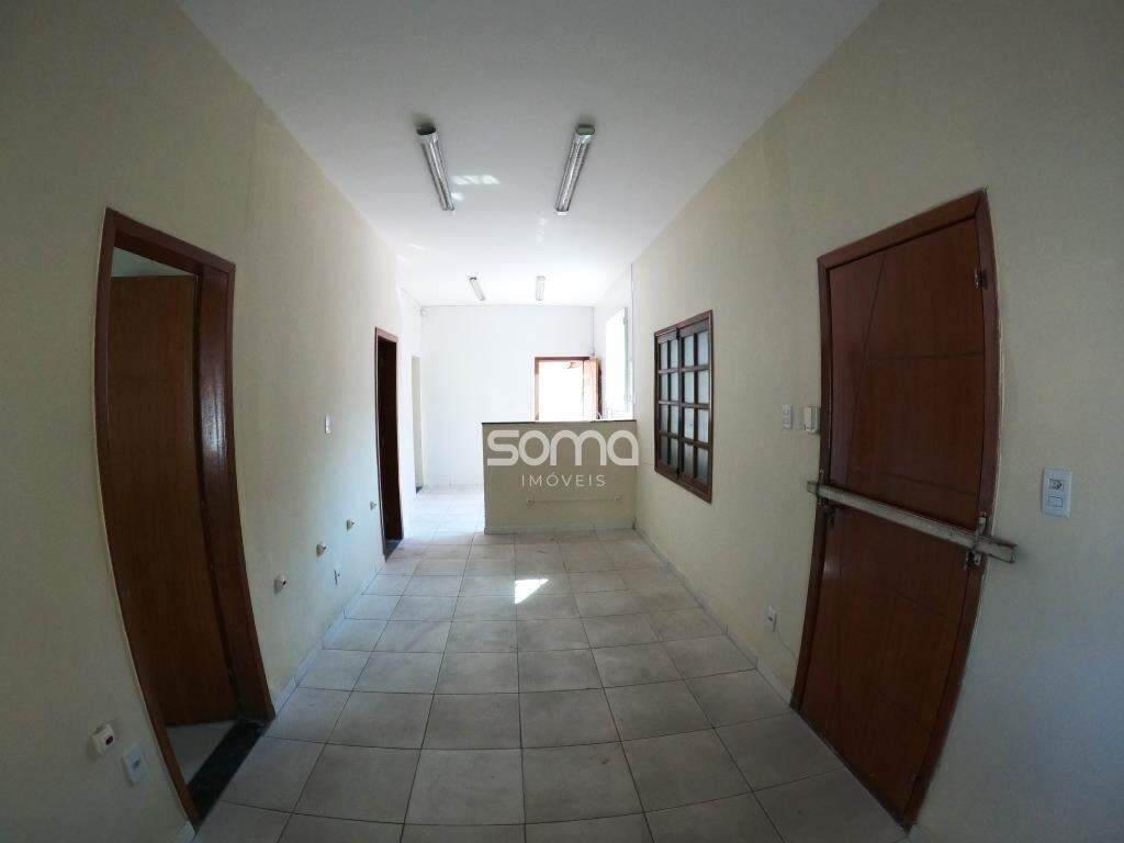 Casa para aluguel no Centro: 