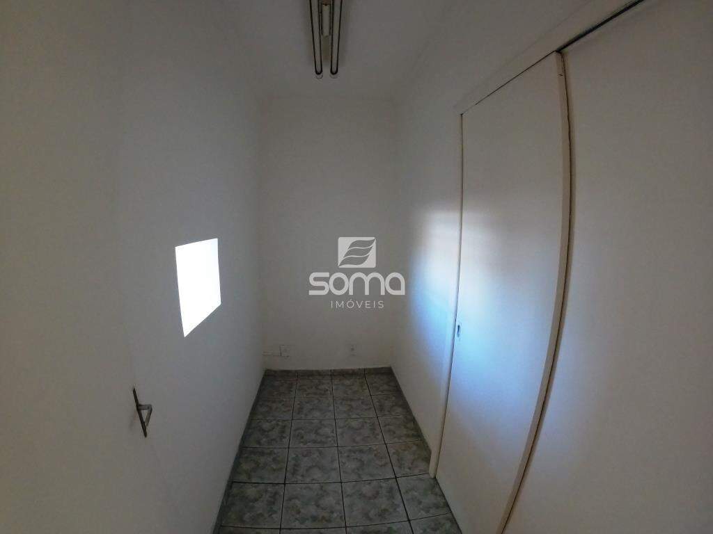 Sala para aluguel no Centro: