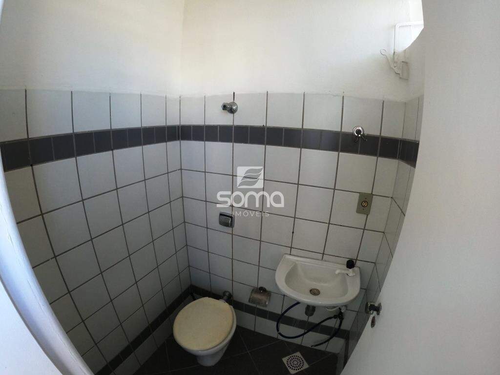 Sala para aluguel no Centro: