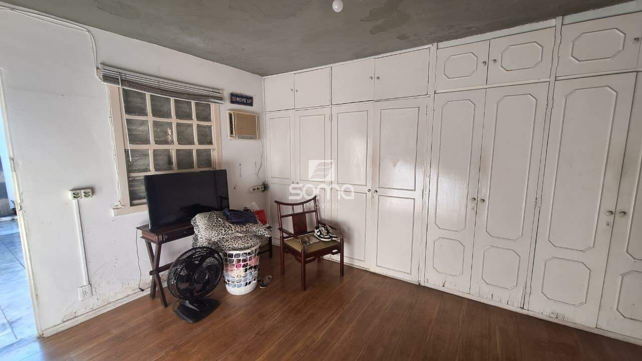 Casa à venda no Jardim Itau: 