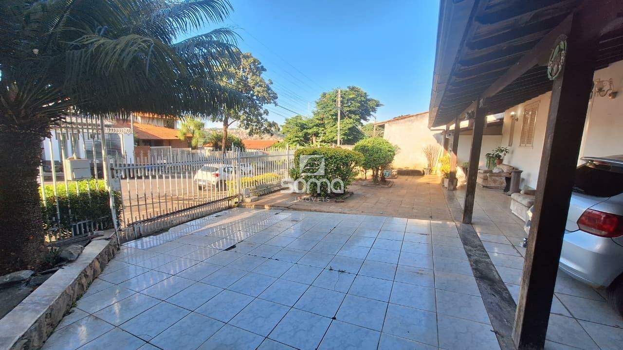 Casa à venda no Jardim Itau: 