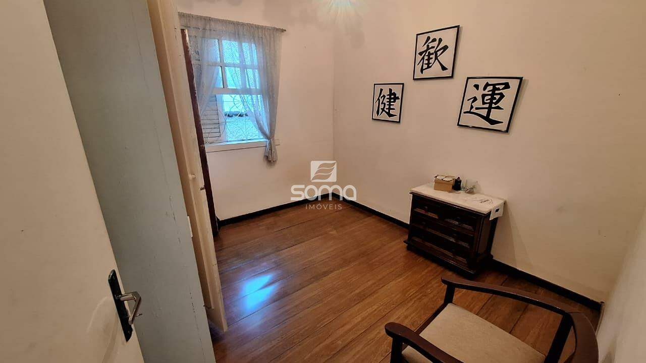 Casa à venda no Jardim Itau: 