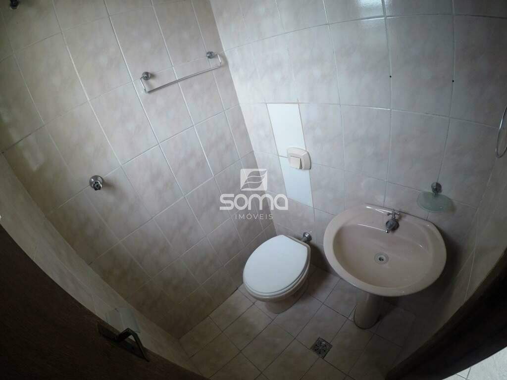Sala para aluguel no Centro: 