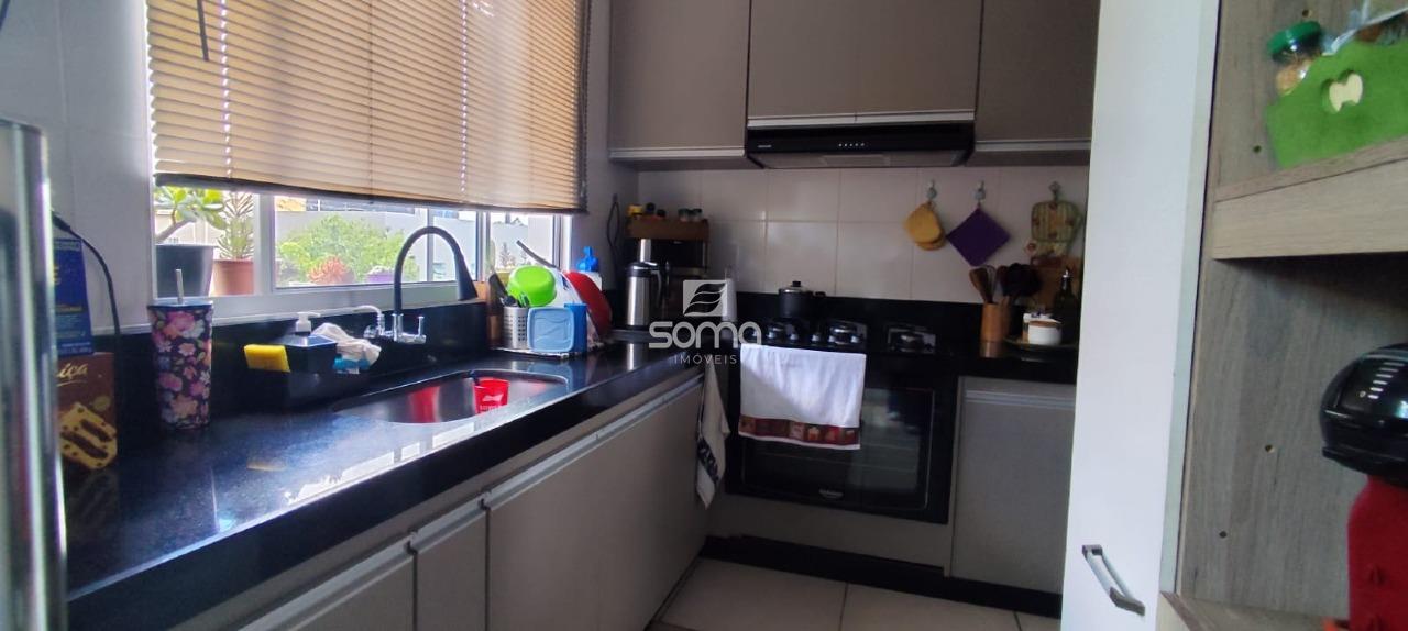 Apartamento à venda no Serra Dourada: 