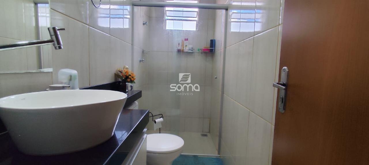 Apartamento à venda no Serra Dourada: 