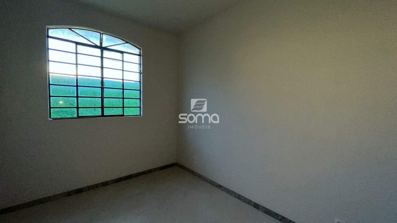 Casa Geminada à venda no VISTA ALEGRE: 