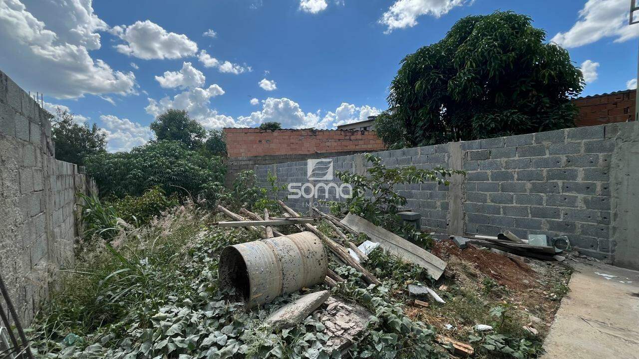 Casa Geminada à venda no VISTA ALEGRE: 