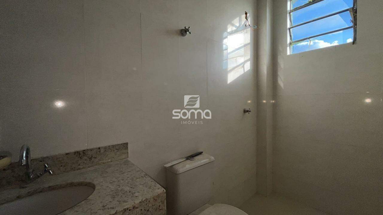 Casa Geminada à venda no VISTA ALEGRE: 