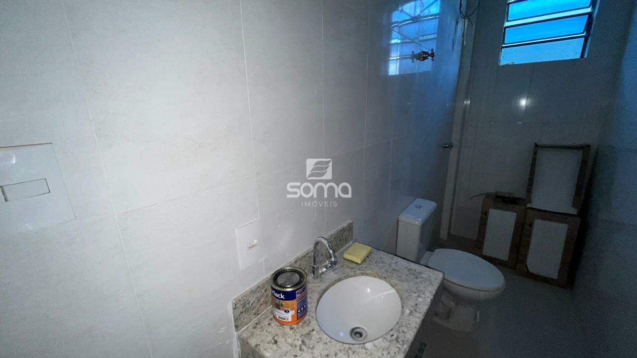 Casa Geminada à venda no VISTA ALEGRE: 