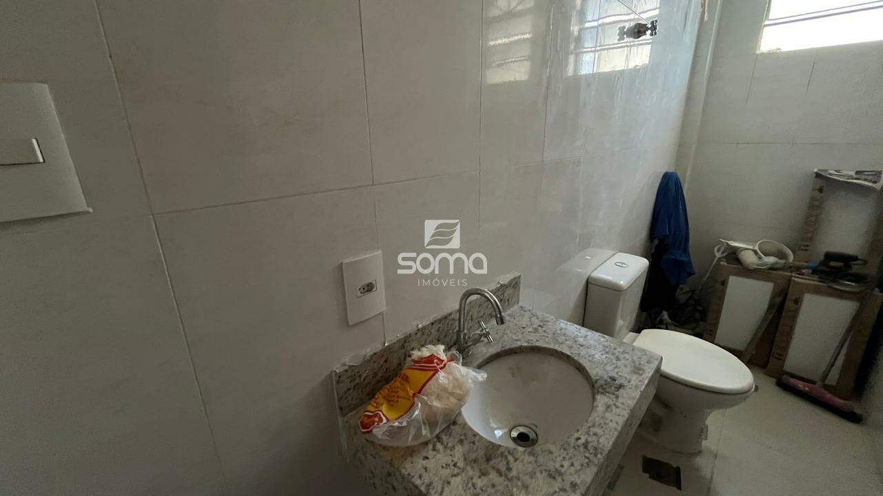 Casa Geminada à venda no VISTA ALEGRE: 