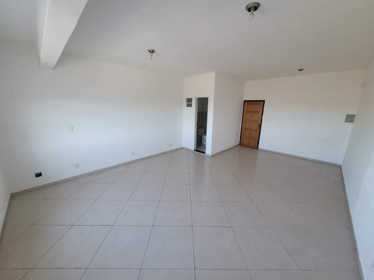 Sala para aluguel no Cachoeira: