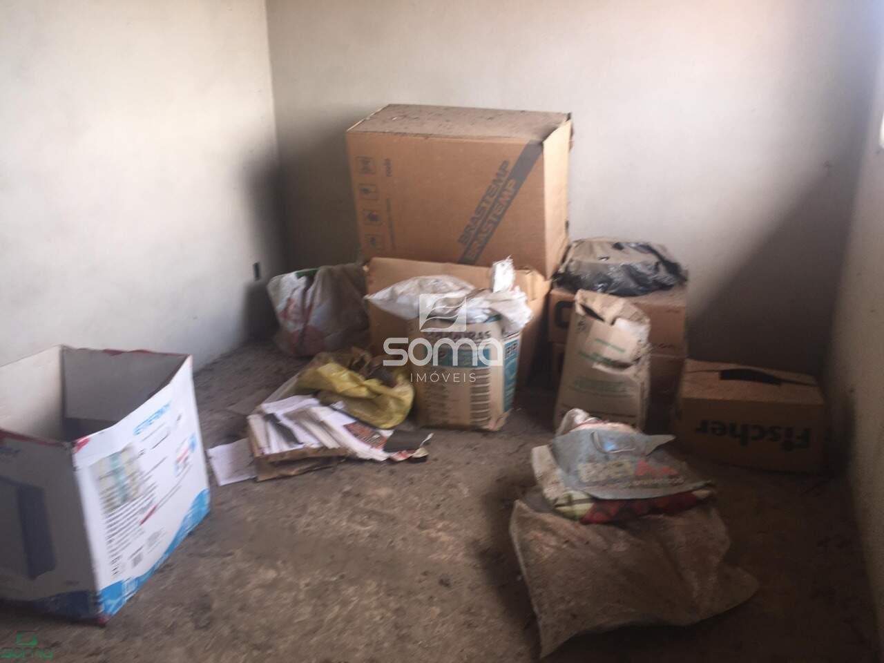 Casa à venda no Célvia: 