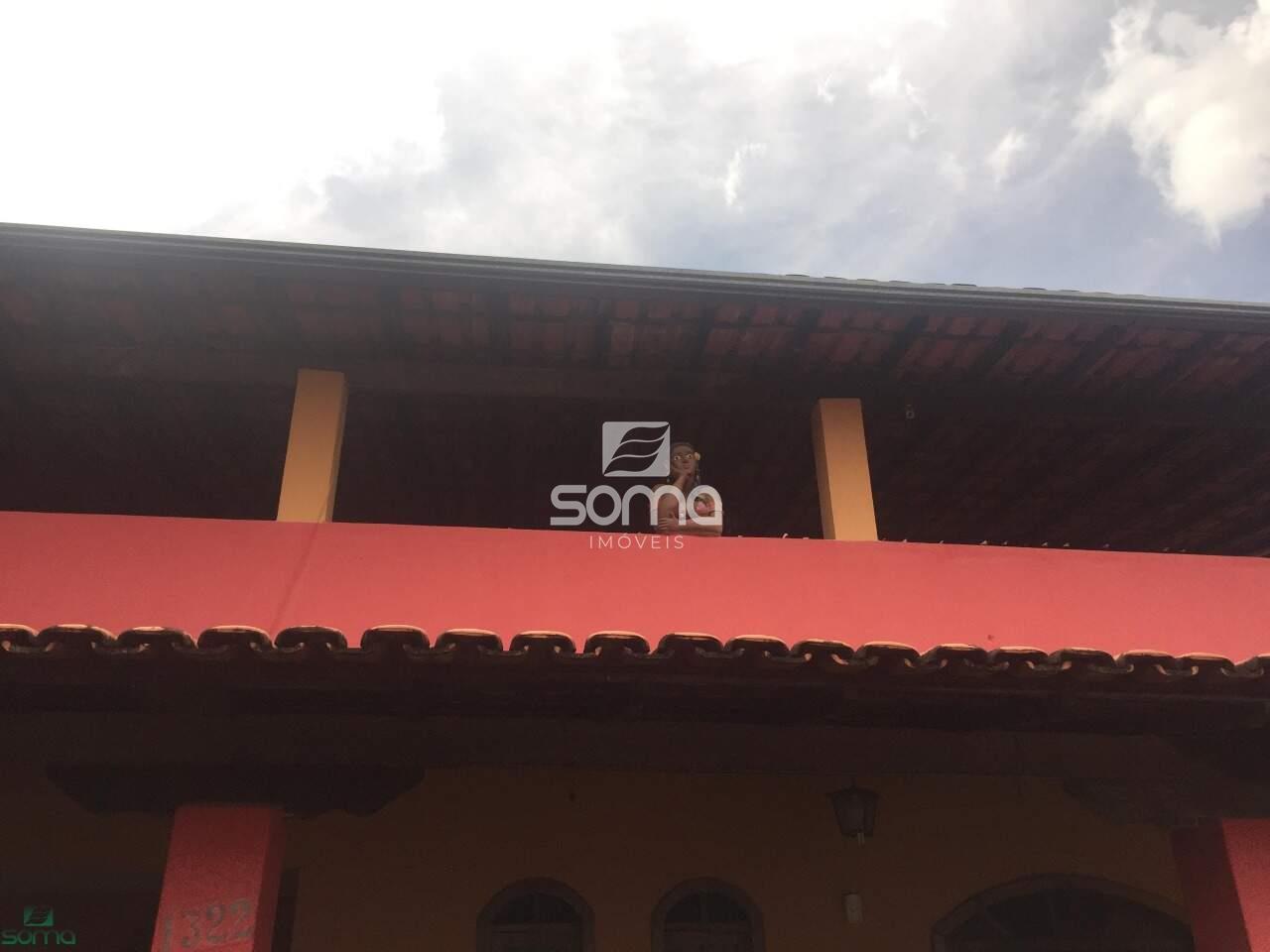 Casa à venda no Célvia: 